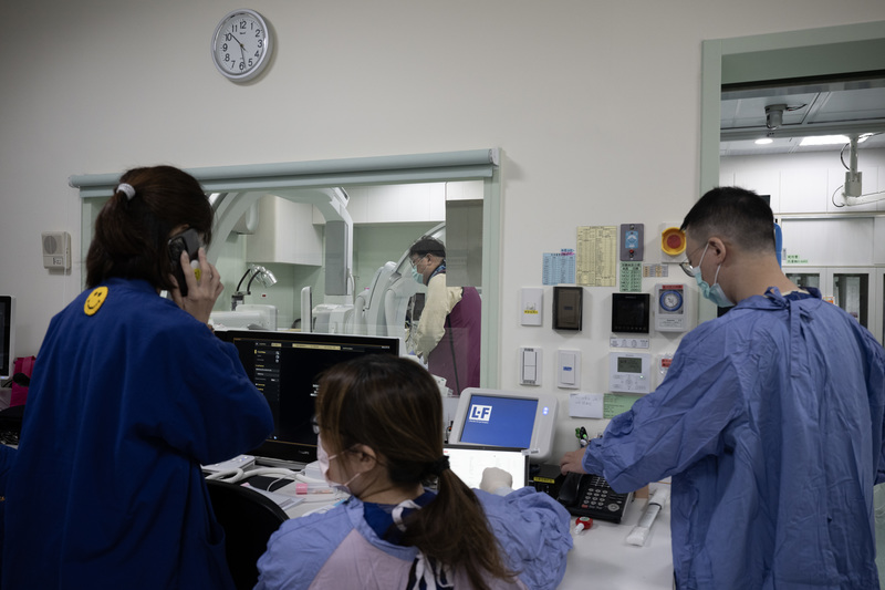 療效與人力的拔河──缺血性腦中風黃金治療期的救命武器，卻「嚇跑」神內醫師？