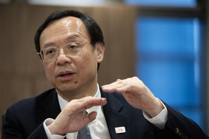 衛福部長石崇良指出，將透過修法，依醫美風險分級，限制施術醫師資格，防堵直美、加強醫美管理。（攝影／楊子磊）