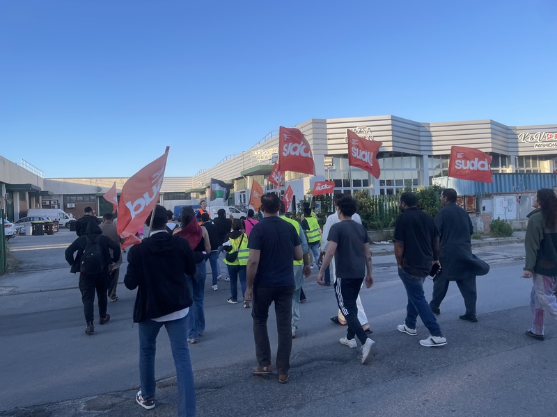 SUDD Cobas在普拉托1號工業區，正要發起一場罷工。（照片提供／張涵露）