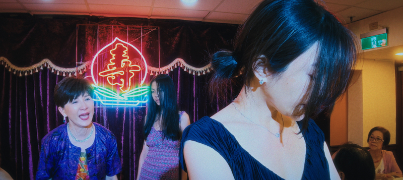 《左撇子女孩》中的女性們面對重男輕女文化束縛,時而任勞任怨,時而奮力反抗。一場關鍵壽宴,揭曉長年壓抑家庭祕密。(劇照提供/光年映畫)