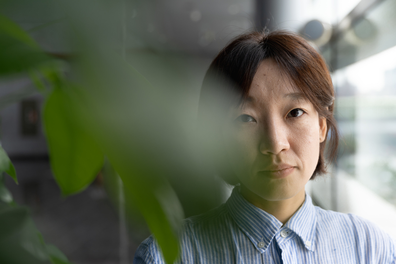 主流媒體大多探討長壽與健康，但紀錄片製作人蔡螺多（Rada Chae）決定將鏡頭對準老衰與死亡。她和團隊在韓國安寧療護醫院擔任志工5個月，拍下末期病人走向生命盡頭的姿態。（攝影／謝佩穎）