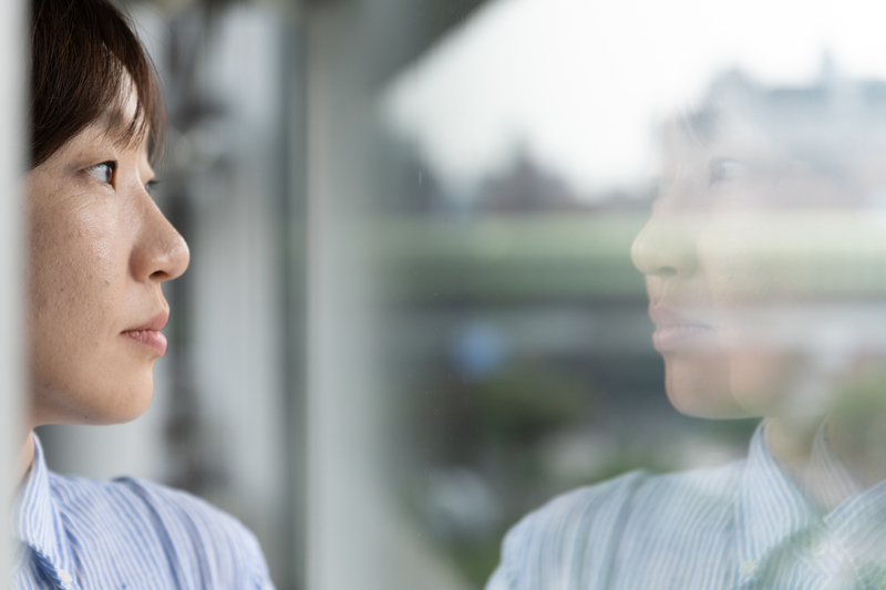 紀錄片開始剪輯前，蔡螺多經歷母親驟逝，讓她對安寧病房裡的歡笑與淚水有更深的理解。（攝影／謝佩穎）
