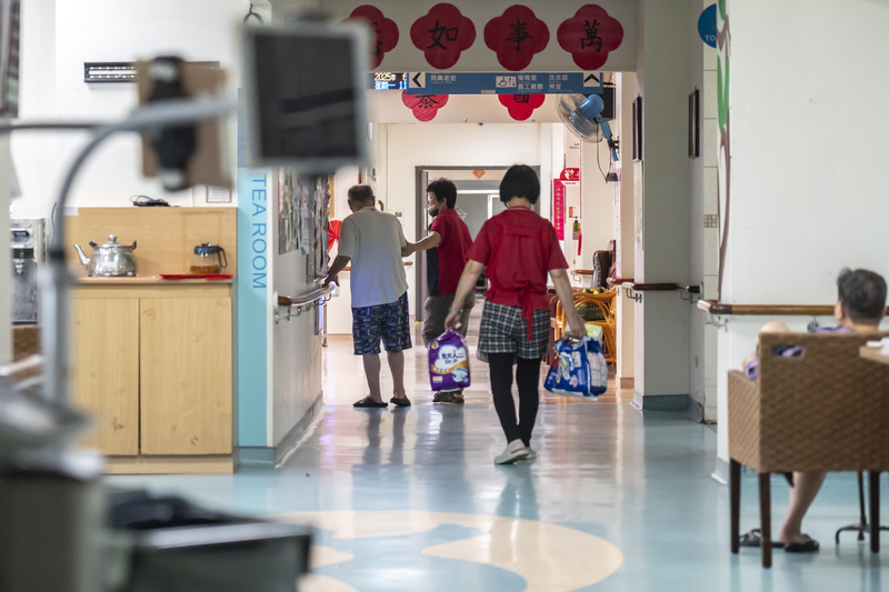 住宿機構是《長期照顧服務法》的法定長照機構之一,也是重度失能者的常見選擇,所費不貲,但在長照3.0仍被排除在正式給付之外。(攝影/陳曉威)