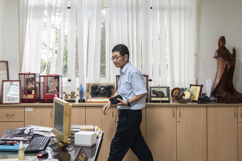 海青安養中心執行長賴添福主張,住宿機構先提目標,政府核准後撥款,再檢核成果。(攝影/陳曉威)