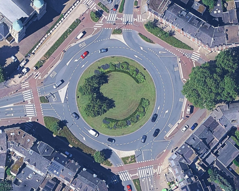 荷蘭環中可變換車道的圓環（資料來源／Google Earth）