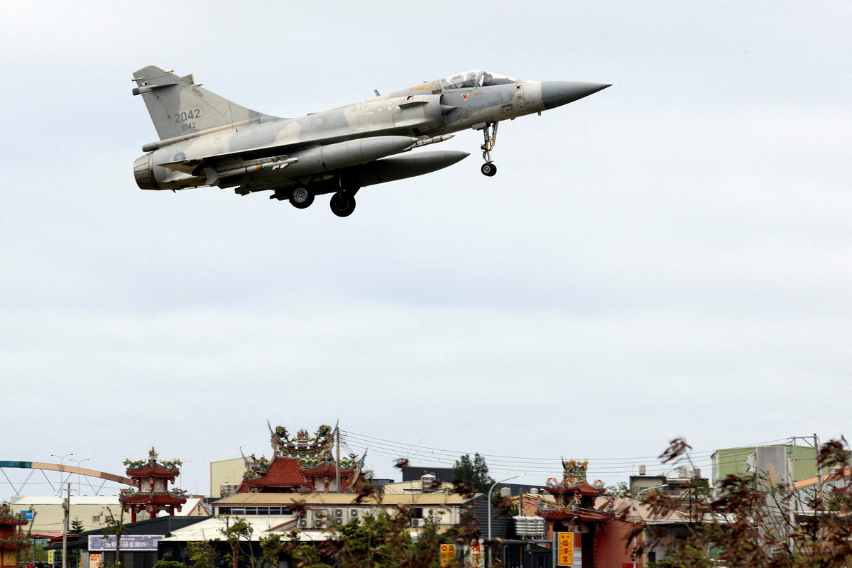 3年半第7次圍台軍演：歷來最嚴重海空交通干擾，反映中國哪些武嚇目的？