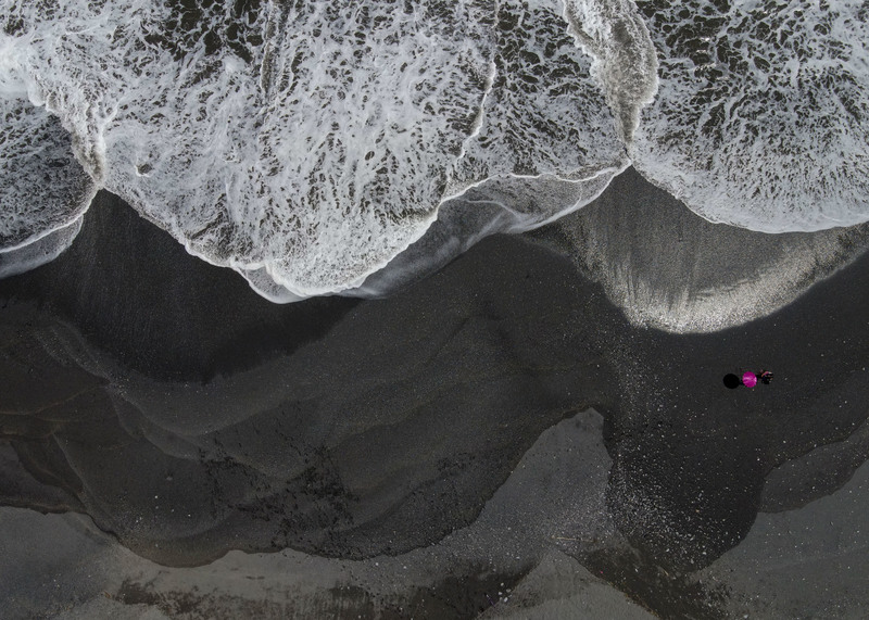 南方澳海邊，宜蘭縣，2021。（攝影／葉陶軒）