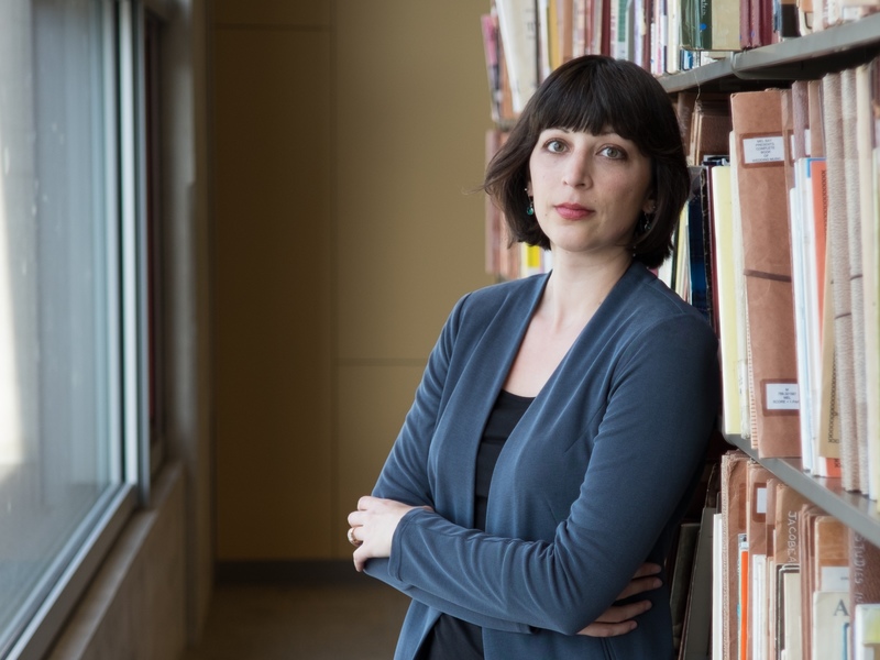 艾琳・傑克森是住在南加州的自由撰稿人與美食作家，35歲那年的一通電話，讓她得知自己的身世，也顛覆了她的已知世界。（照片提供／Erin Jackson）