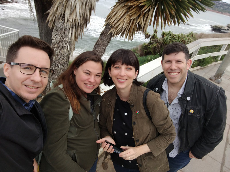 艾琳透過DNA檢測找到7位同父異母的半手足，並順利與其中一些人見面。她對此心懷感激，畢竟許多精卵捐贈後代終其一生無緣與基因血親相見。（照片提供／Erin Jackson）