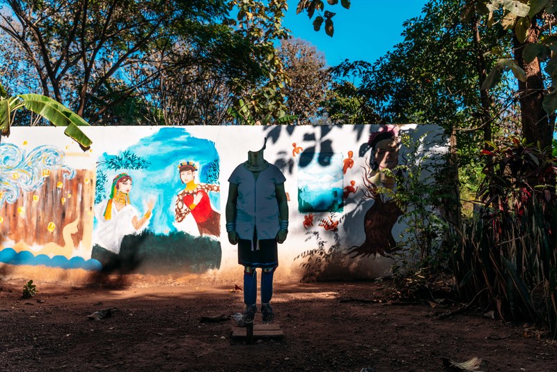 許𦱀倩／「你可不可以不要帶相機？」