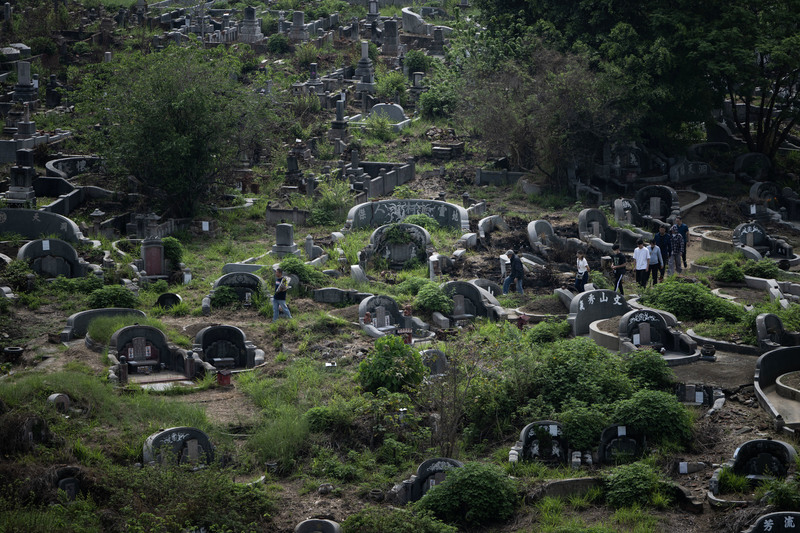 南山公墓保存爭議：府城400年老墓區的最後「清明」
