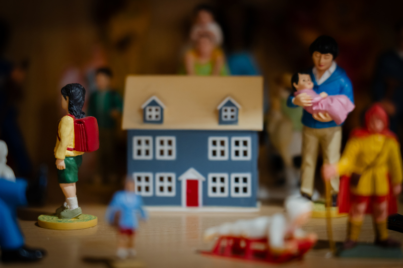 若僅因家長養不起、不想養等「需要」而出養，恐導致收出養媒合系統壅塞，讓真正無法返家的孩子在寄養家庭、安置機構間流轉。（攝影／馬雨辰）