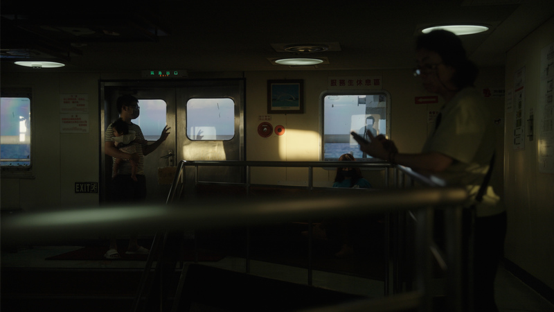 《吹得到海風的地方》拍攝台華輪的最後一趟，也是陳韶君時隔多年後再度踏上澎湖，回望自己與阿公阿媽的故事。（劇照提供／陳韶君）