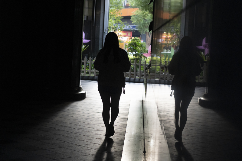 中國北京、上海、廣州、重慶⋯⋯近年愈來愈多台灣女性飛往中國捐卵，小雅也是其中一員。（攝影／陳曉威）